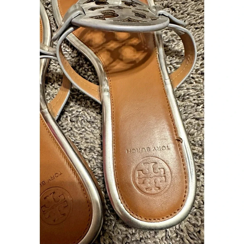 Tory Burch Miller Metallic Silver Leather Sandals - Approx size 7 (10" long) - Picture 3 of 14
